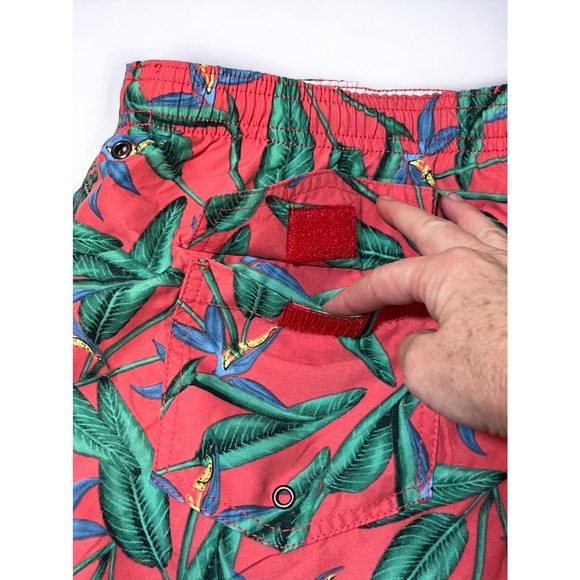 Charleston Threads Pink Bird of Paradise Swim Trunks XL - Picture 8 of 9